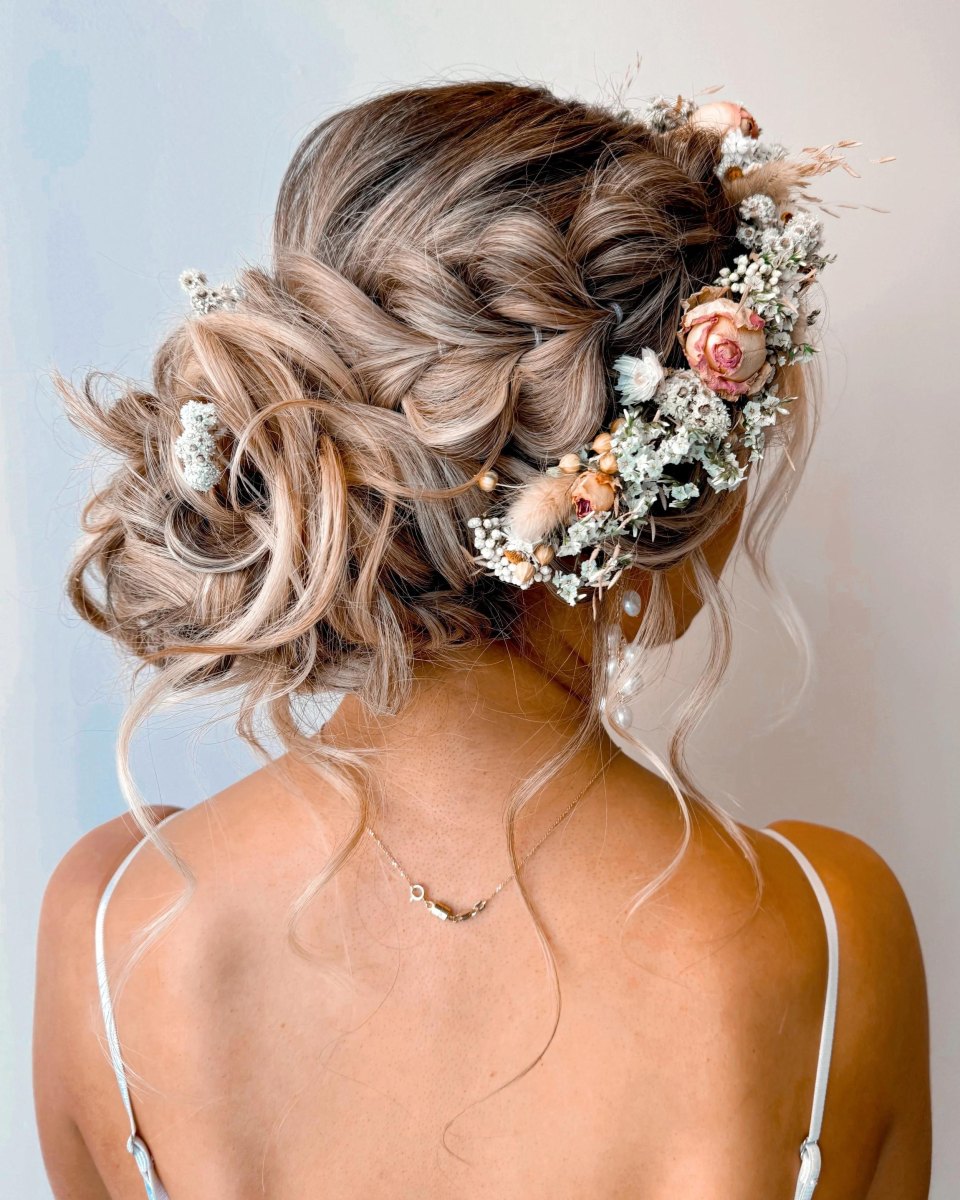 Bohemian kapsel met bloemen