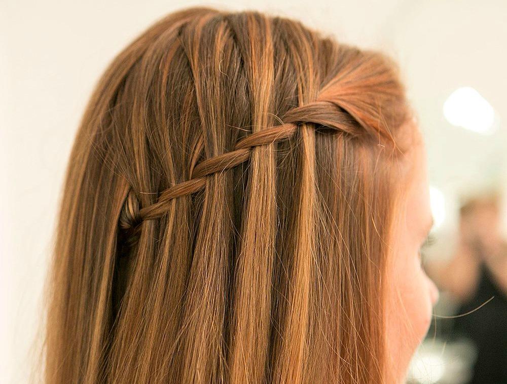 Waterval vlecht steil haar