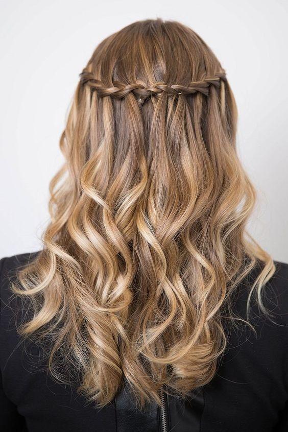 Losse lokken waterval effect