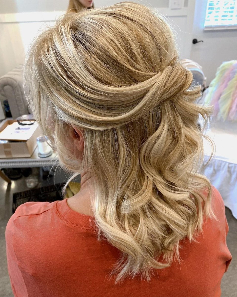 Half opgestoken kapsel dun haar