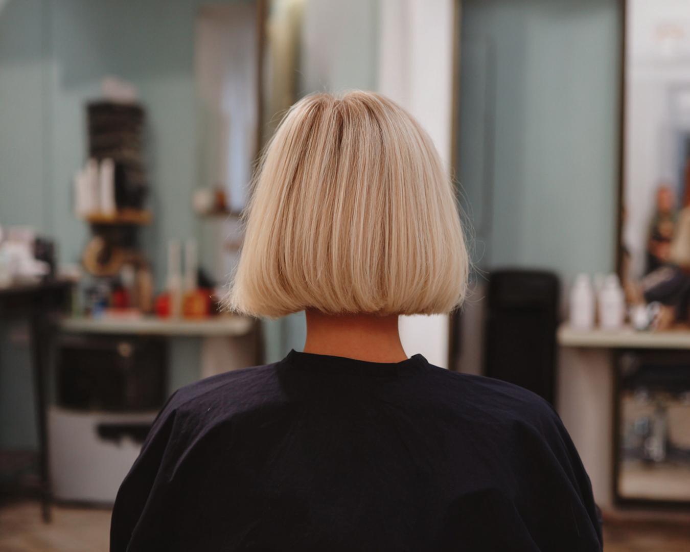 Blonde Rechte Bob Neklengte