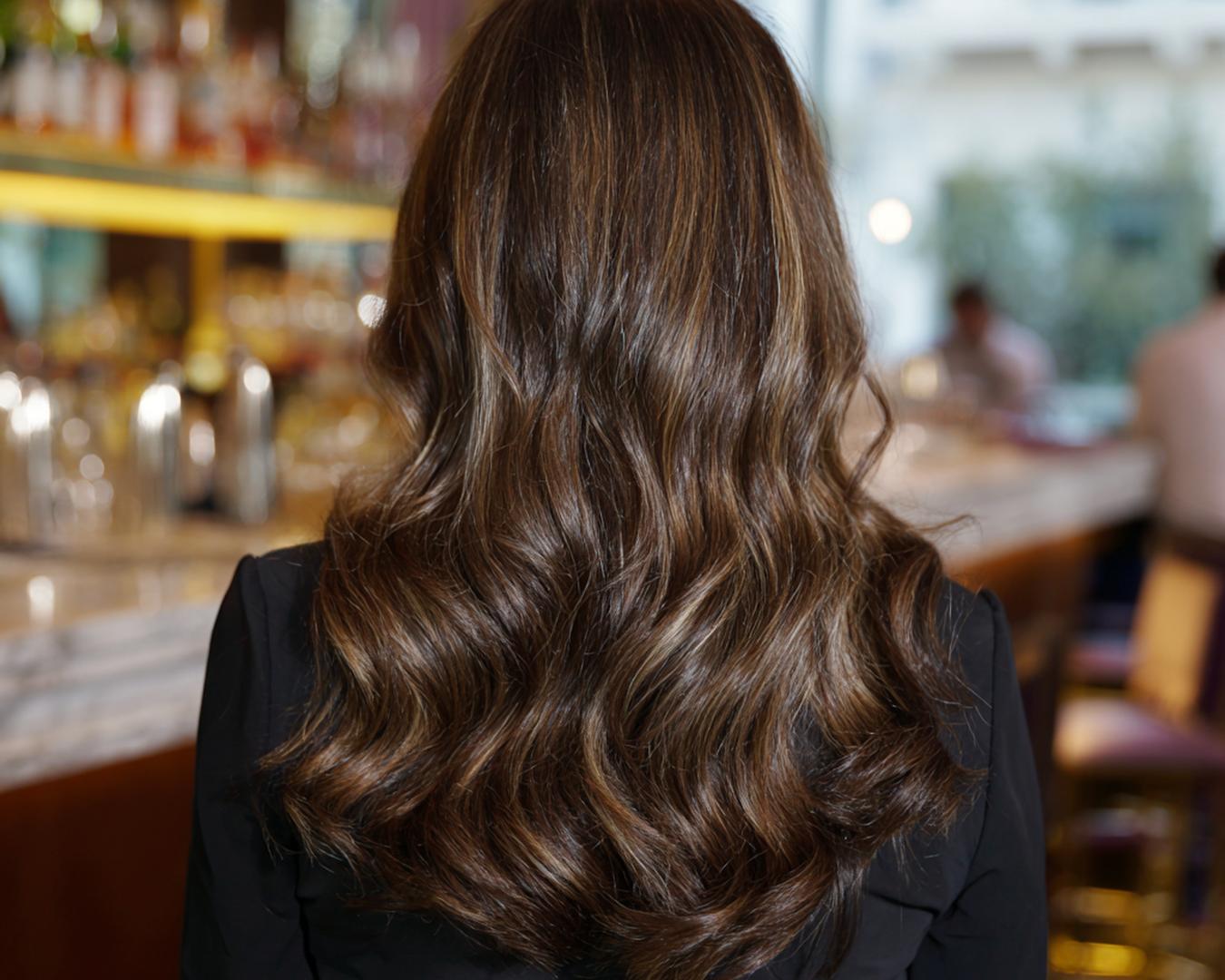 Donkerbruin Golvend Lang Haar