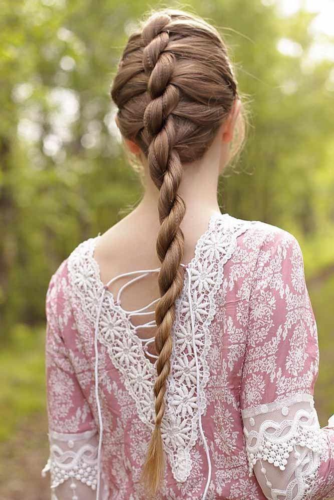 Elegante lange haar vlecht
