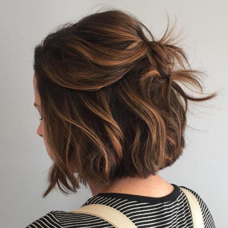 Nonchalante half up look kort haar