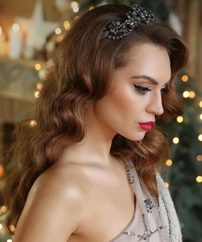 Vintage kerststijl golvend haar